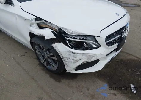 2016 Mercedes-Benz C 300 4Matic из США, поврежденный, VIN WDDWF4KB9GR125296